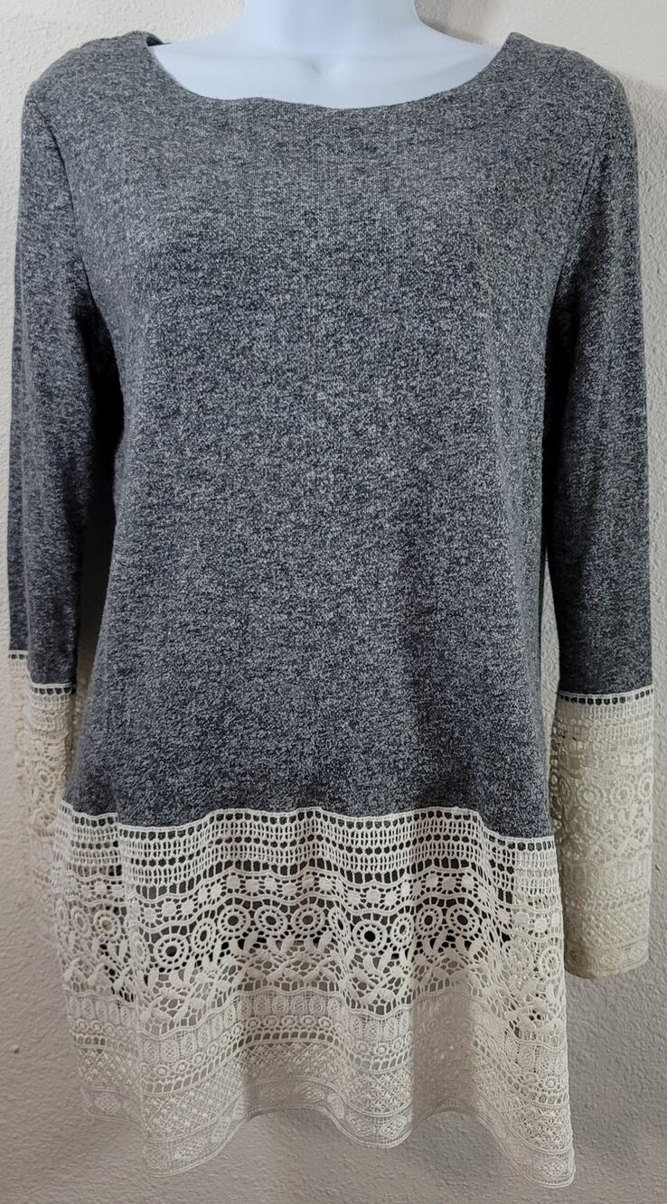 Hannah Gray Marled Round Neck Lace Hem Top Medium Lightweight Soft Cozy